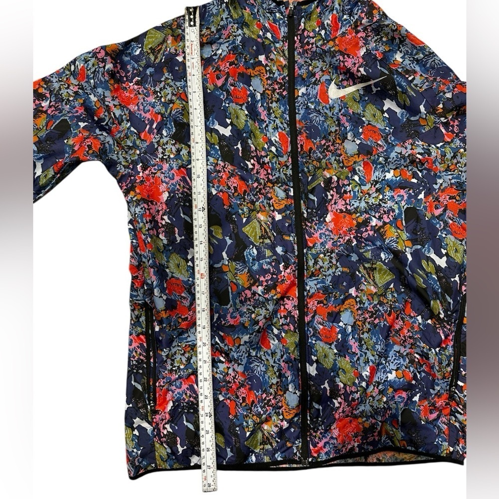 Like New Rare Find Nike Floral Print Windbreaker Jacket - Picture 6 of 8